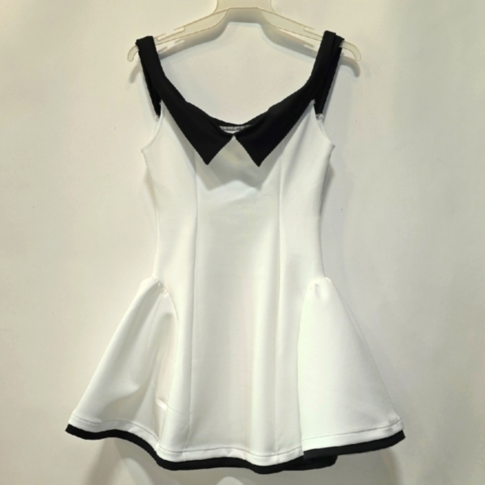 Black and White Sleeveless Dress